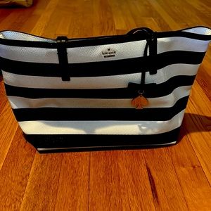 Black and white Kate Spade tote
